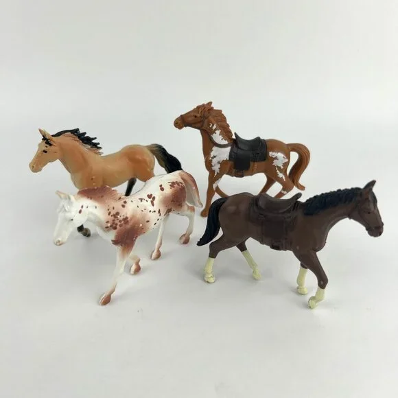 Popak New Ray Plastic Toy Horse Figures Set of 4 PVC - Picture 1 of 16